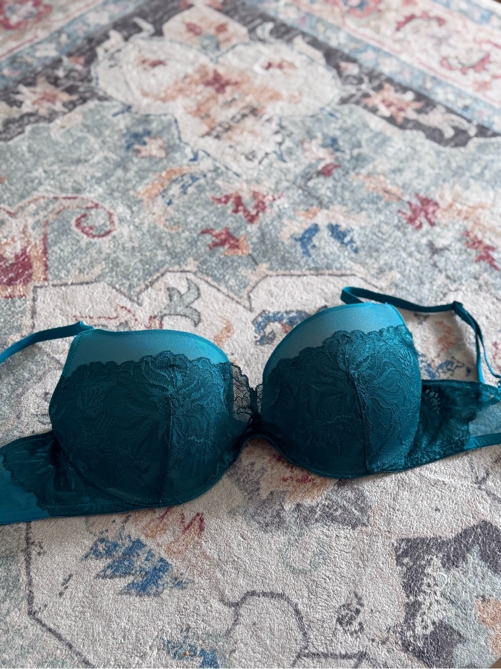Teal Lace Push-Up Bra  30DD